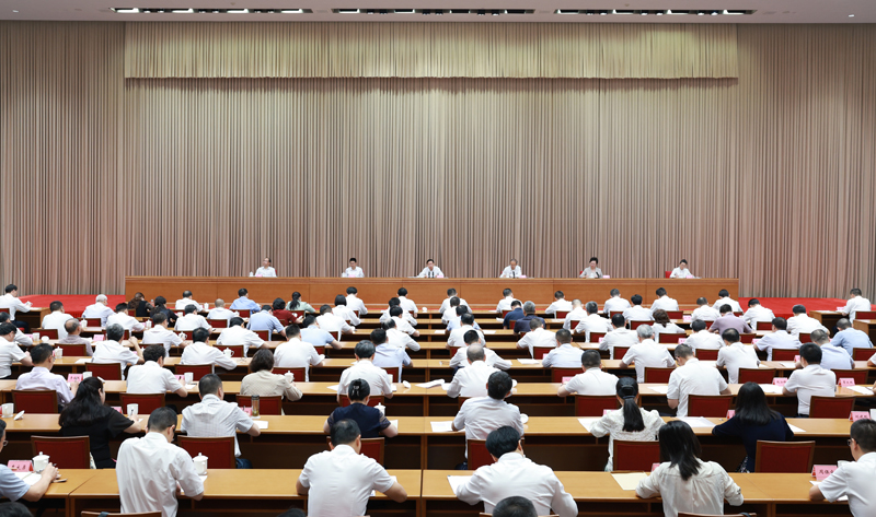 王曉暉出席全省網絡安全和信息化工作會議強調 加快建設網絡強省數字四川 全力推動網信事業(yè)高質量發(fā)展 黃強主持「相關圖片」